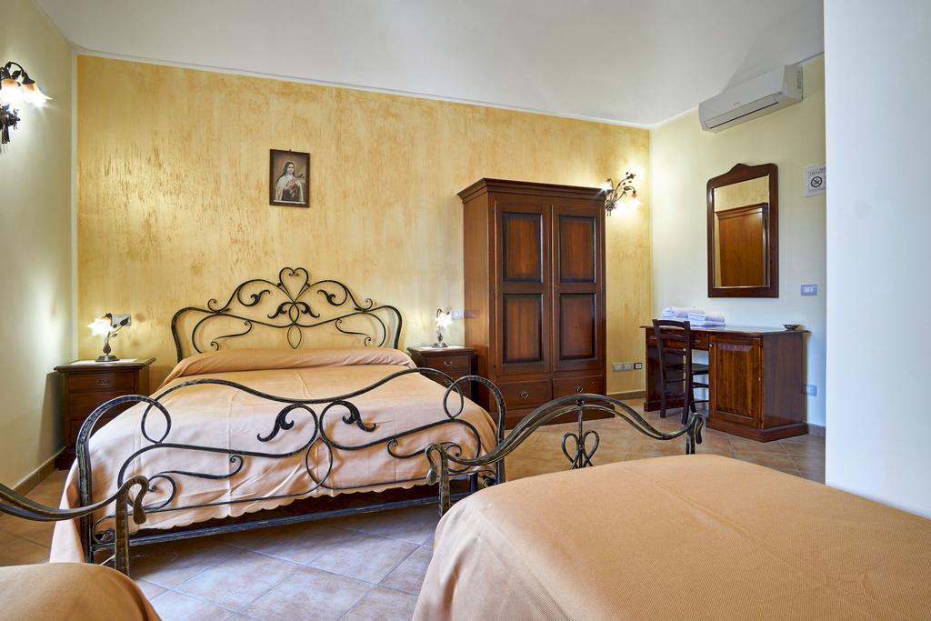 فيلا Agriturismo Conte Ruggero Centuripe المظهر الخارجي الصورة