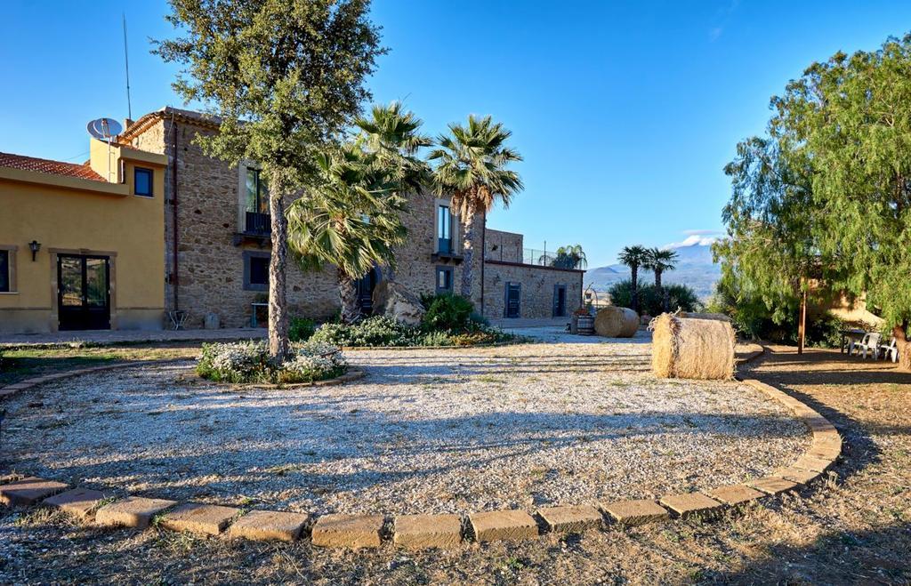 فيلا Agriturismo Conte Ruggero Centuripe المظهر الخارجي الصورة